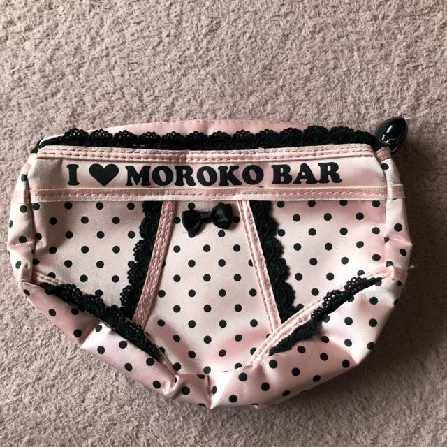 MOROKOBAR(モロコバー)のポーチ　ショーツ型　モロコバー レディースのファッション小物(ポーチ)の商品写真