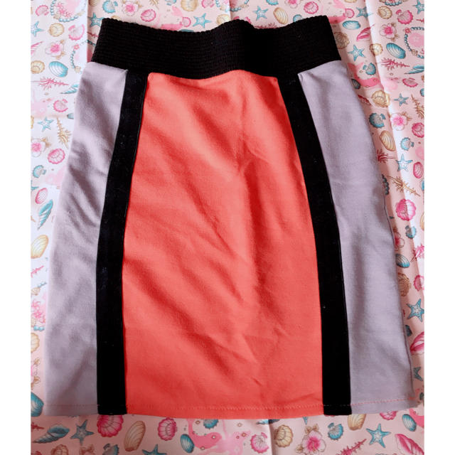 MURUA(ムルーア)のMURUAバイカラースカート レディースのスカート(ひざ丈スカート)の商品写真
