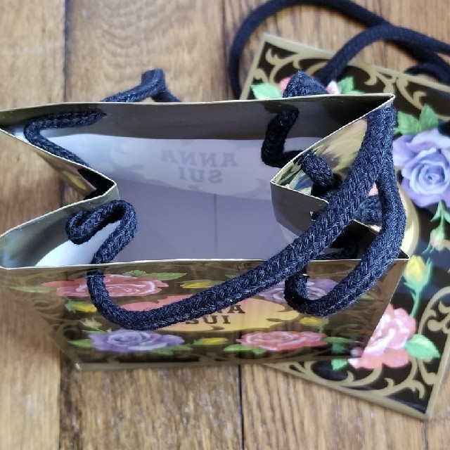 ANNA SUI(アナスイ)のANNA SUI　紙袋　ショップ袋 レディースのバッグ(ショップ袋)の商品写真