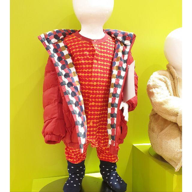 marimekko(マリメッコ)のユニクロ マリメッコ ダウン キッズ/ベビー/マタニティのキッズ服女の子用(90cm~)(ジャケット/上着)の商品写真