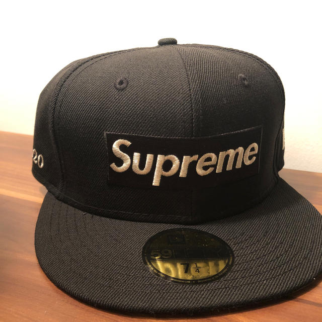 キャップsupreme newera