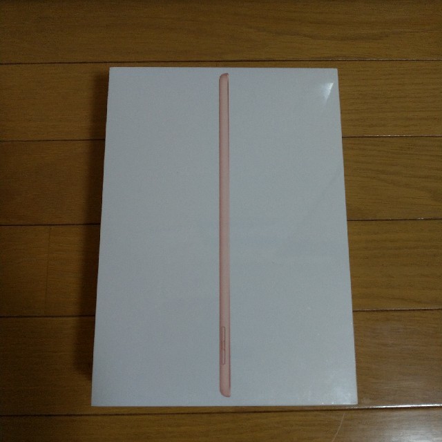 【新品・未開封】iPad 第6世代 WiFiモデル 128GB ゴールドスマホ/家電/カメラ