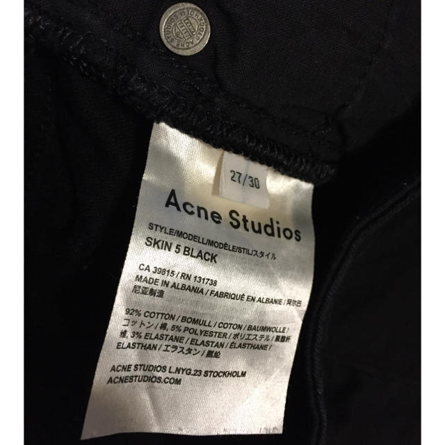 ACNE(アクネ)のAcne Studios SKIN 5 BLACK 27/30 レディースのパンツ(デニム/ジーンズ)の商品写真