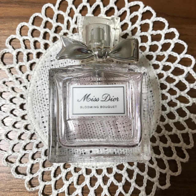 Dior(ディオール)のDIOR ミスディオール ブルーミングブーケ 50ml コスメ/美容の香水(香水(女性用))の商品写真