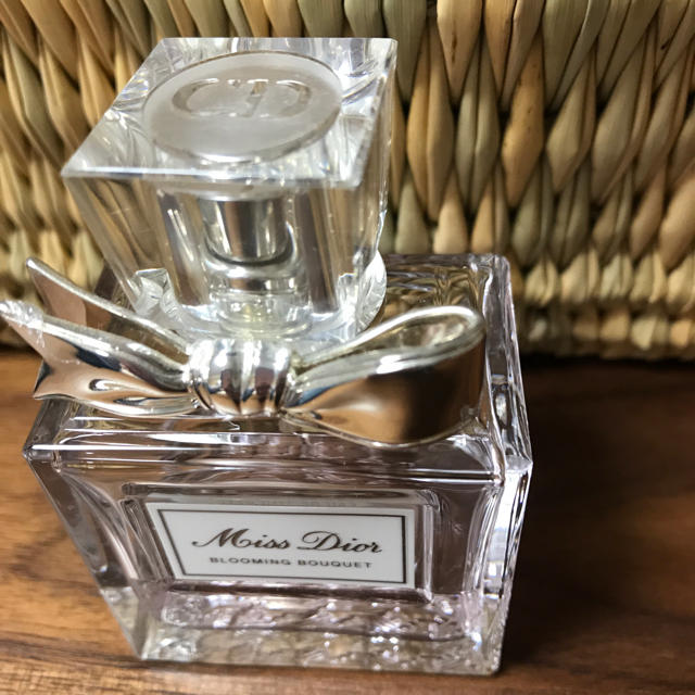 Dior(ディオール)のDIOR ミスディオール ブルーミングブーケ 50ml コスメ/美容の香水(香水(女性用))の商品写真