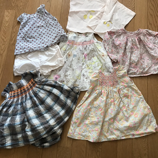 ボンポワン　1歳　春夏服　スモッキング　リバティ