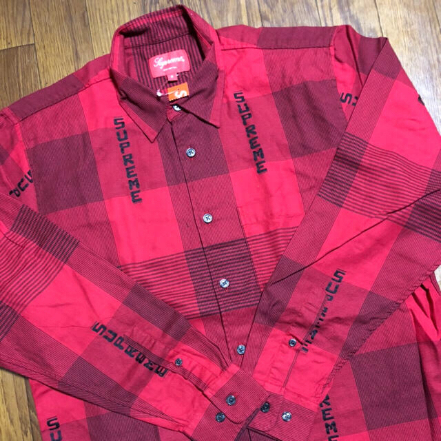 Supreme(シュプリーム)のsupreme  Logo Shirt 20ss メンズのトップス(シャツ)の商品写真