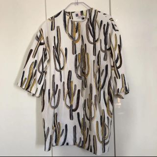 エムエスジイエム(MSGM)のナルさん専用　MSGMサボテン柄アウター(スプリングコート)