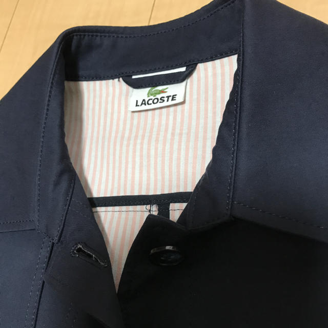 LACOSTE(ラコステ)のラコステ スプリングコート 紺 レディースのジャケット/アウター(トレンチコート)の商品写真