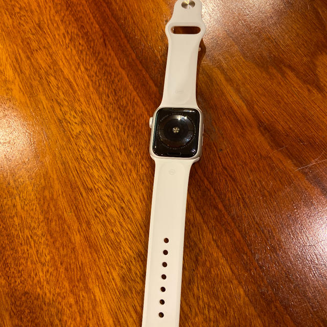 Apple Watch Series 5(GPSモデル)- 40mm