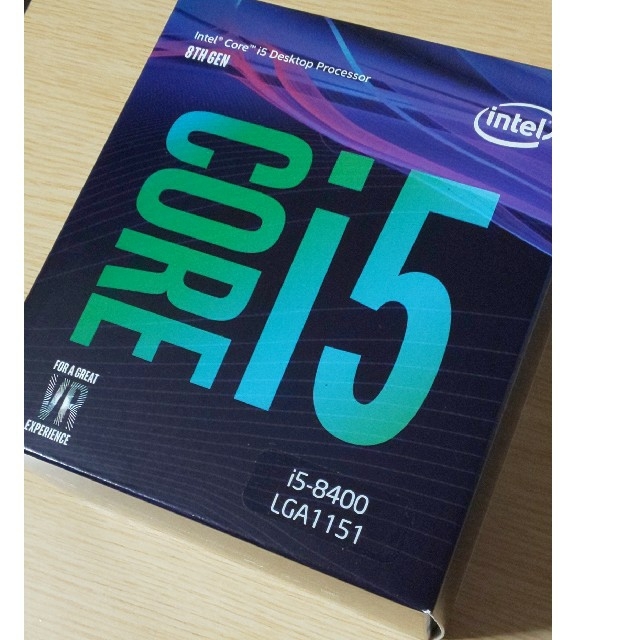 贈り物 Intel Core i5 8500 新品、未使用、未開封 PCパーツ