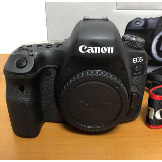 Canon - キヤノン EOS 6D Mark II ボディ