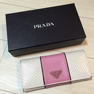 プラダ(PRADA)の2月末処分予定☆プラダの長財布☆(財布)