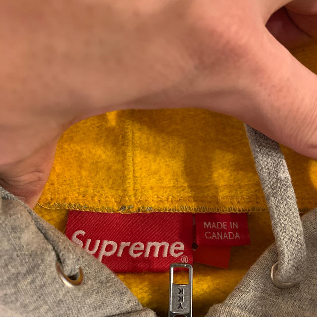 Supreme(シュプリーム)の新品未使用　contrast zip up hooded sweat shirt メンズのトップス(パーカー)の商品写真