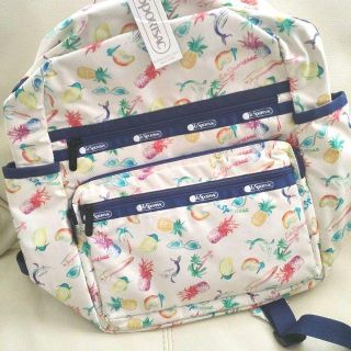 LeSportsac(リュック/バックパック)のフリマアイテム一覧 LeSportsac(リュック/バックパック)のフリマアイテム一覧