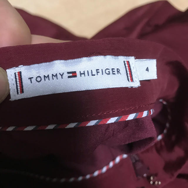 TOMMY HILFIGER(トミーヒルフィガー)のTOMMY HILFIGER クリーニング済み レディースのスカート(ひざ丈スカート)の商品写真