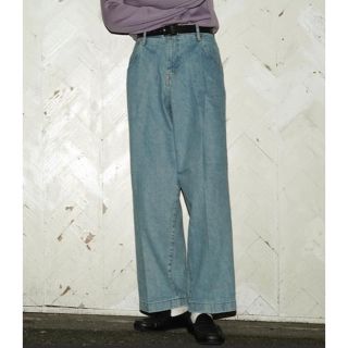 サンシー(SUNSEA)のNEON SIGN WIDE DENIM SLACKS 'USED'(デニム/ジーンズ)