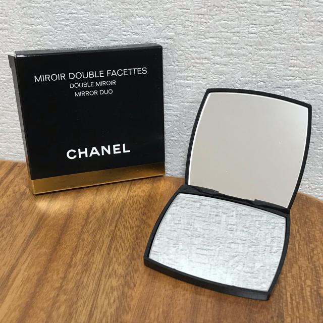 CHANEL(シャネル)のCHANEL ミロワールドゥーブルファセット ダブルミラー レディースのファッション小物(ミラー)の商品写真