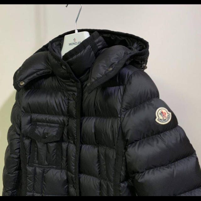 MONCLER(モンクレール)ののん様専用2018-19AWモンクレールロングダウンコート極美品エルミンヌ レディースのジャケット/アウター(ダウンコート)の商品写真