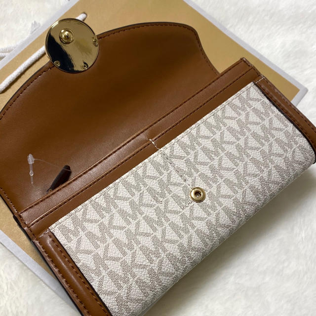 Michael Kors(マイケルコース)の新品　Michael Kors マイケルコース 長財布 レディースのファッション小物(財布)の商品写真