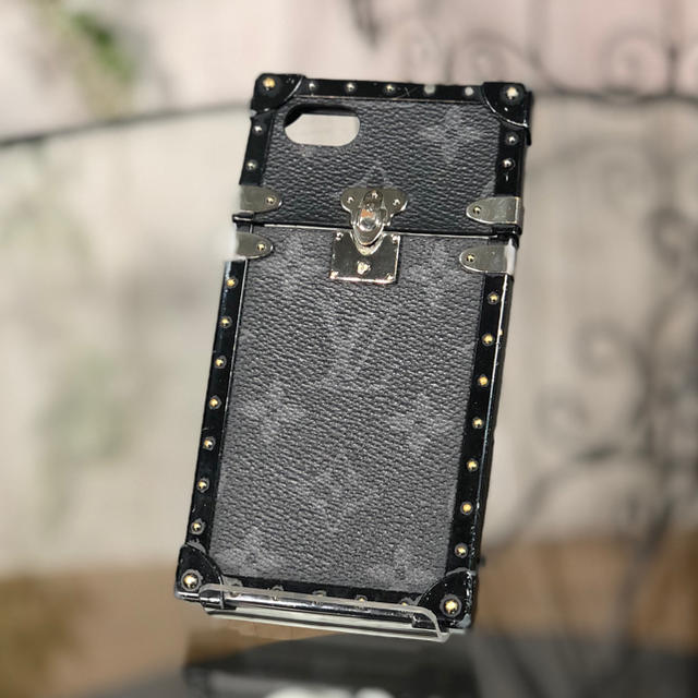 LOUIS VUITTON - LOUIS VUITTON Iトランク　iPhone7 8 LV 携帯ケースの通販