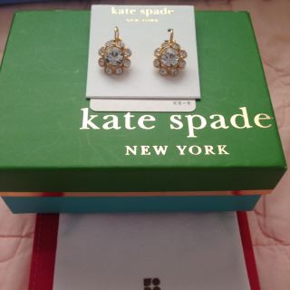 ケイトスペードニューヨーク(kate spade new york)のkate spadeピアスと二つリボン(その他)