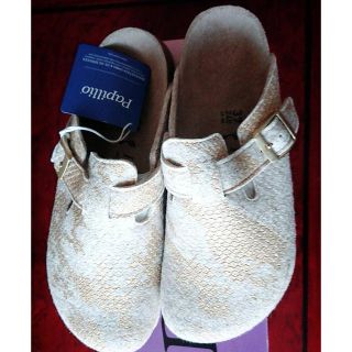 ビルケンシュトック(BIRKENSTOCK)のおこめ。様専用(サンダル)