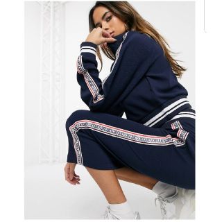 ジューシークチュール(Juicy Couture)のJuicy Couture  ジューシークチュール　ミディ丈ブランドロゴテープ(ひざ丈スカート)