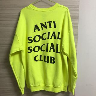 アンチ(ANTI)の美品送料込み　アンチソーシャルソーシャルクラブ　蛍光イエローL(スウェット)