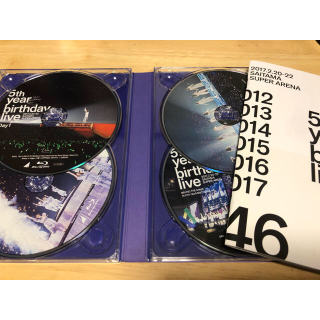 乃木坂46(ノギザカフォーティーシックス)の乃木坂46 5th birthday live blu-ray エンタメ/ホビーのDVD/ブルーレイ(アイドル)の商品写真