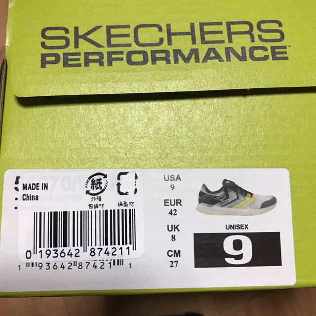 SKECHERS(スケッチャーズ)の国内入手困難★SKECHERS★話題先取り【SPEED 6 HYPER】27.0 スポーツ/アウトドアのランニング(シューズ)の商品写真