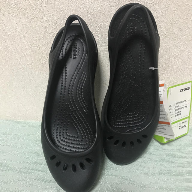 crocs(クロックス)の新品 crocs kadee singback w サンダルw6 ２２cm レディースの靴/シューズ(サンダル)の商品写真