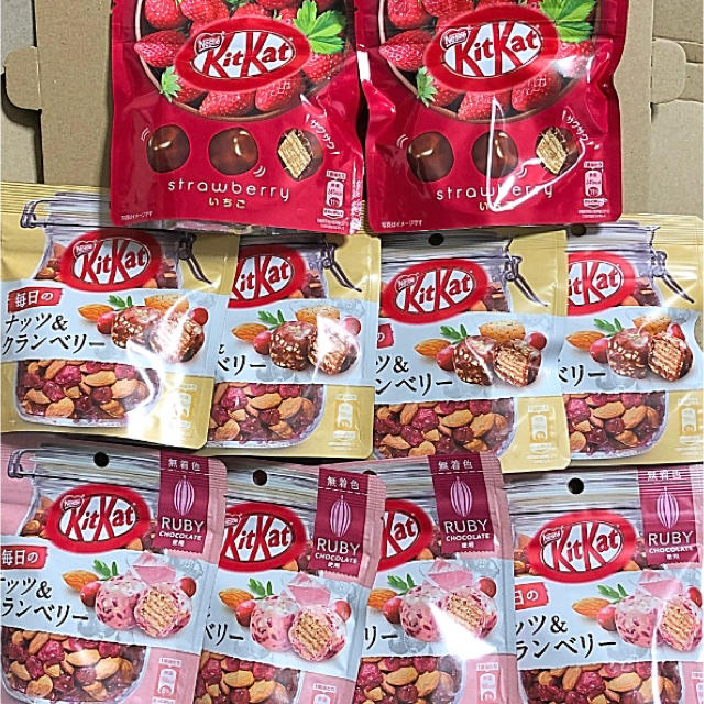 Nestle(ネスレ)のキットカット３種類 10袋セット 食品/飲料/酒の食品(菓子/デザート)の商品写真