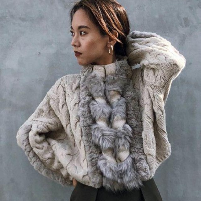 Ameri VINTAGE(アメリヴィンテージ)のamerivintage BRAID FUR KNIT レディースのトップス(ニット/セーター)の商品写真