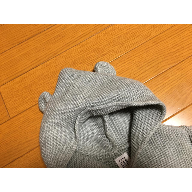 babyGAP(ベビーギャップ)のbaby gap 熊耳ニットカーディガン キッズ/ベビー/マタニティのベビー服(~85cm)(カーディガン/ボレロ)の商品写真