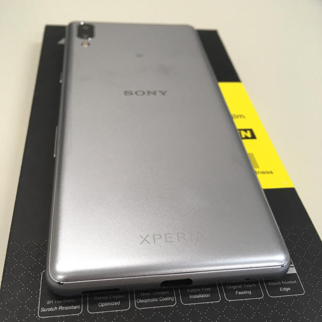 Xperia L3 SIMフリー 海外版