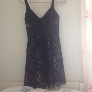 ビーシービージーマックスアズリア(BCBGMAXAZRIA)のBCBG 総レース ワンピース(ひざ丈ワンピース)