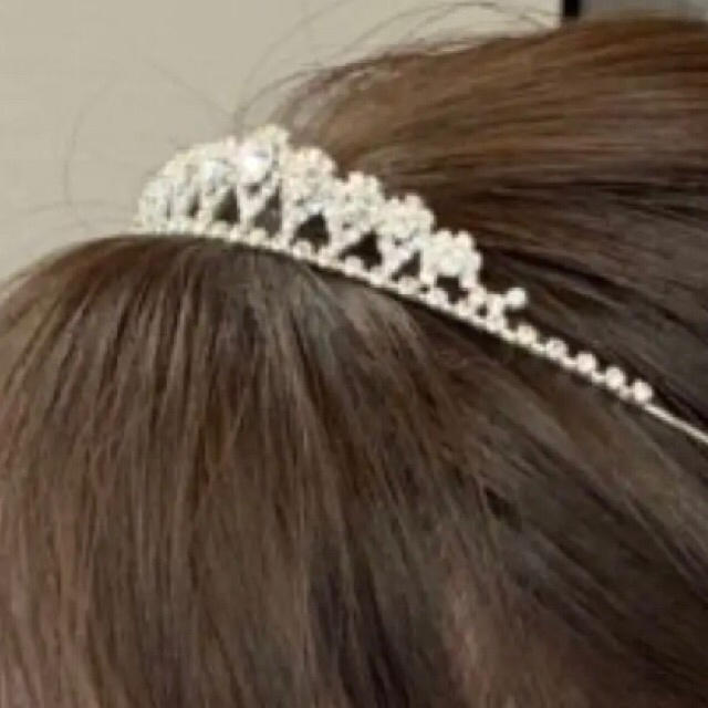 ティアラ　ウェディング　ヘッドドレス  ヘアアクセサリー レディースのヘアアクセサリー(その他)の商品写真