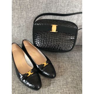 サルヴァトーレフェラガモ(Salvatore Ferragamo)の専用です) サルバトーレフェラガモ　クロコ　バック&パンプスセット(ハンドバッグ)