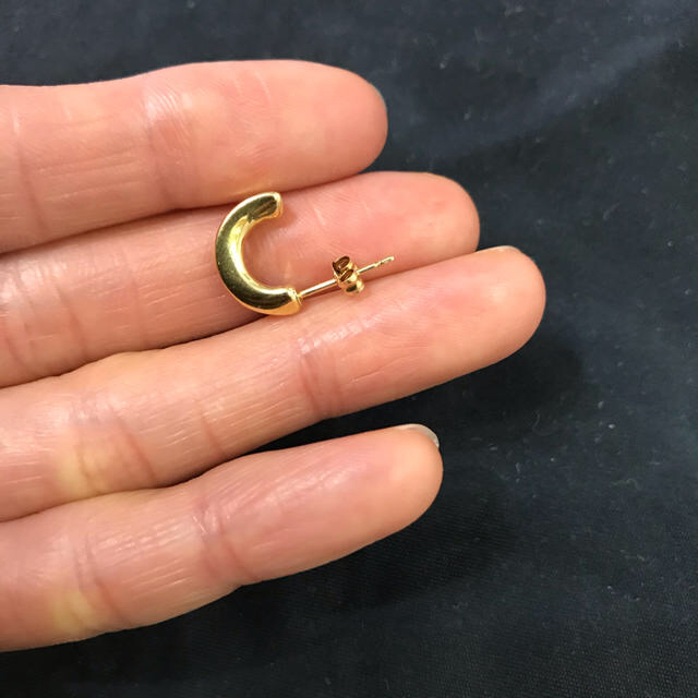 18k フープピアス レディースのアクセサリー(ピアス)の商品写真