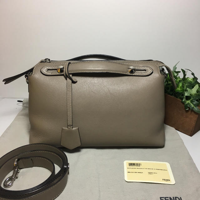 FENDI - 美品 ️FENDI バイザウェイ ミディアム 2WAYの通販 by 全て正規品 ♡momo ︎shop｜フェンディならラクマ