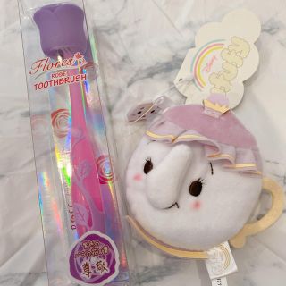 ディズニー(Disney)の♡ディズニー　ミニポーチ　薔薇歯ブラシ♡(日用品/生活雑貨)