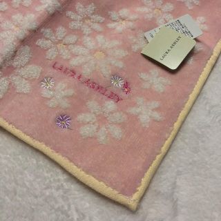 ローラアシュレイ(LAURA ASHLEY)の【新品未使用】LAURA ASHLEY   ハンカチ(ハンカチ)