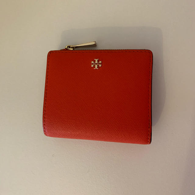 Tory Burch(トリーバーチ)のトリーバーチ　財布　Tory Burch ミニ財布　オレンジ レディースのファッション小物(財布)の商品写真