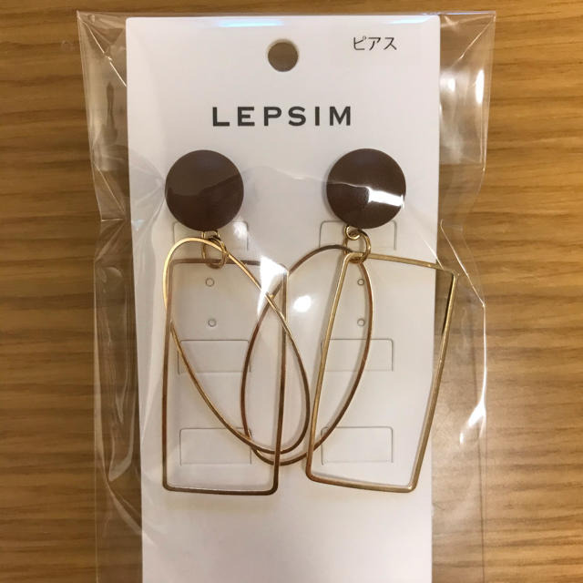 LEPSIM(レプシィム)の【新品】LEPSIMピアス レディースのアクセサリー(ピアス)の商品写真