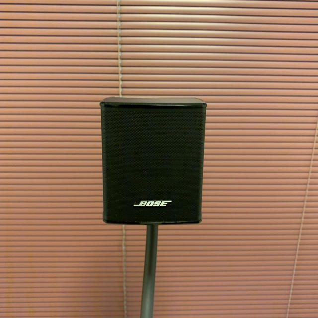 BOSE(ボーズ)のBOSE SURROUND SPEAKERS サラウンドスピーカー スマホ/家電/カメラのオーディオ機器(スピーカー)の商品写真