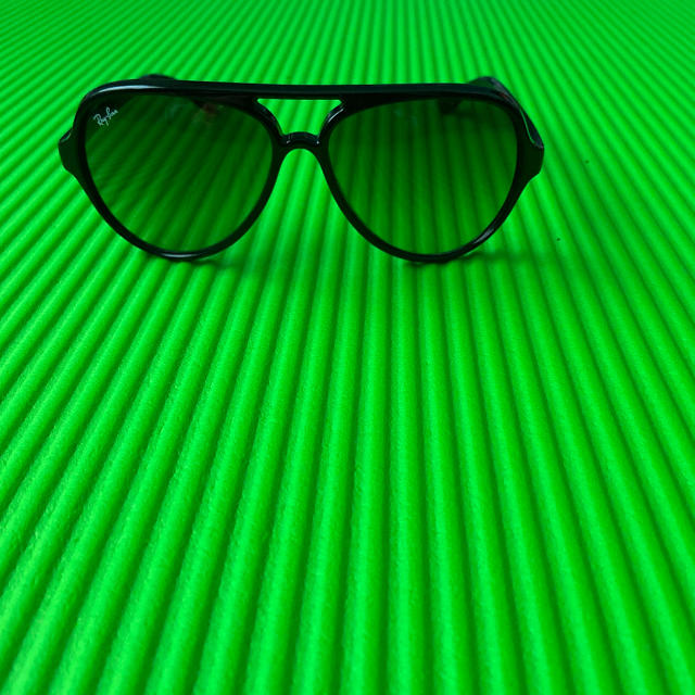 Ray-Ban(レイバン)のレイバン　ティアドロップサングラス メンズのファッション小物(サングラス/メガネ)の商品写真