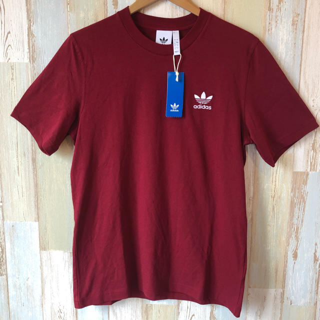 adidas(アディダス)のadidas (赤 Tシャツ バックプリント 新品未使用) メンズのトップス(Tシャツ/カットソー(半袖/袖なし))の商品写真