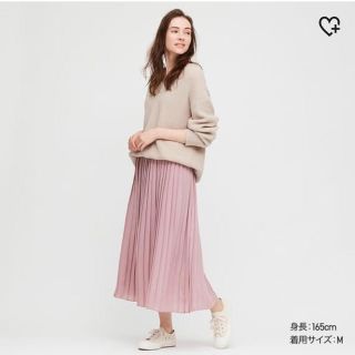 ユニクロ(UNIQLO)のユニクロ　シフォンプリーツロングスカート　Lサイズ　パープル(ロングスカート)