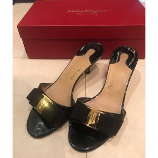 サルヴァトーレフェラガモ(Salvatore Ferragamo)のフェラガモ　サンダル最終値下げ(サンダル)